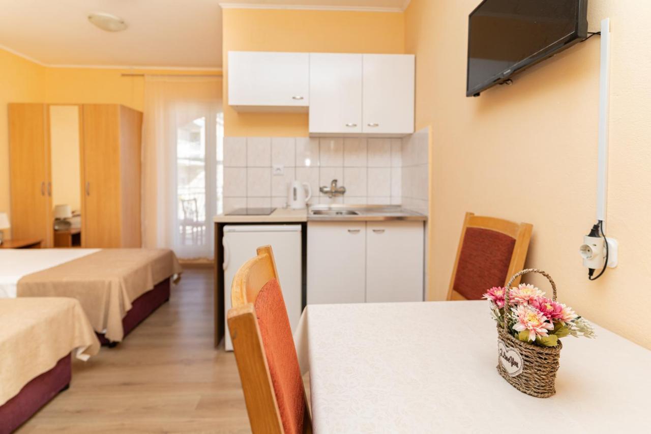 Benic Apartments Млини Екстериор снимка