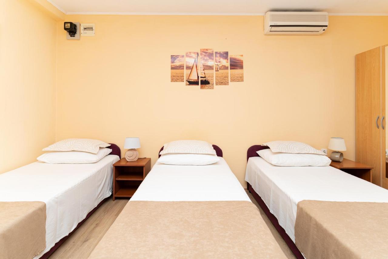 Benic Apartments Млини Екстериор снимка