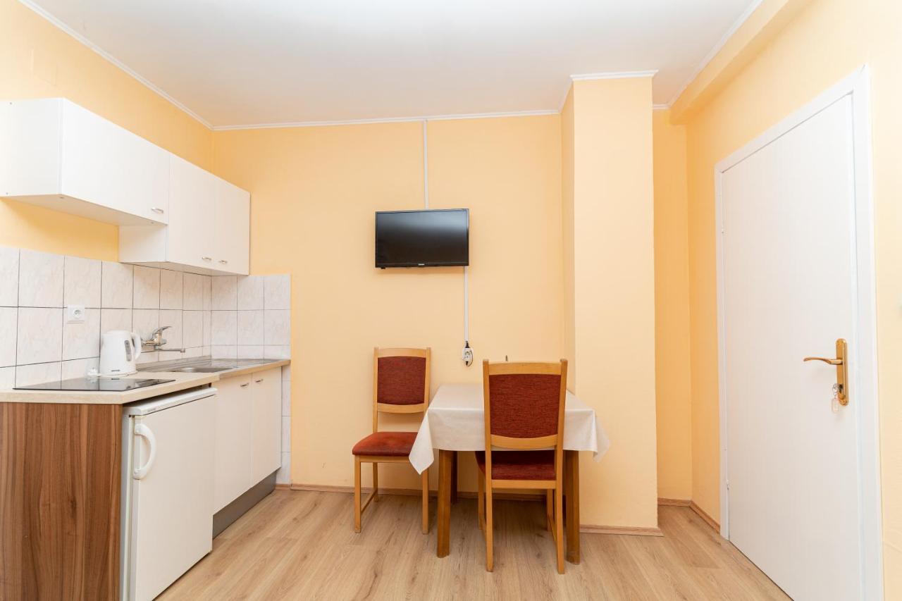 Benic Apartments Млини Екстериор снимка